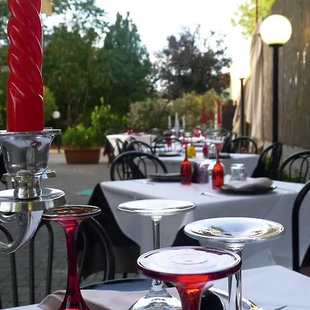 Mastroianni's Bed & Bistro Parme